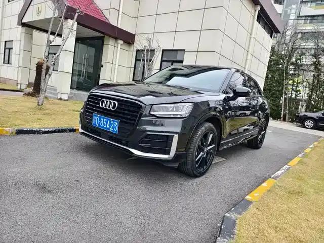 Audi Q2L 2021 35 TFSI Progressive Dynamic Edition