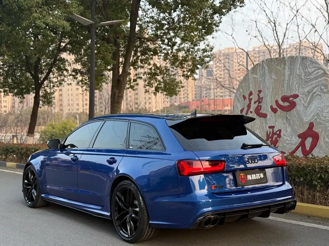 2016 Audi RS 6 4.0T Avant — миниатюра 4