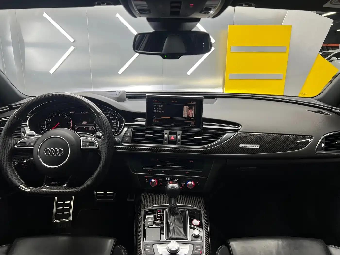 2016 Audi RS 6 4.0T Avant — миниатюра 14