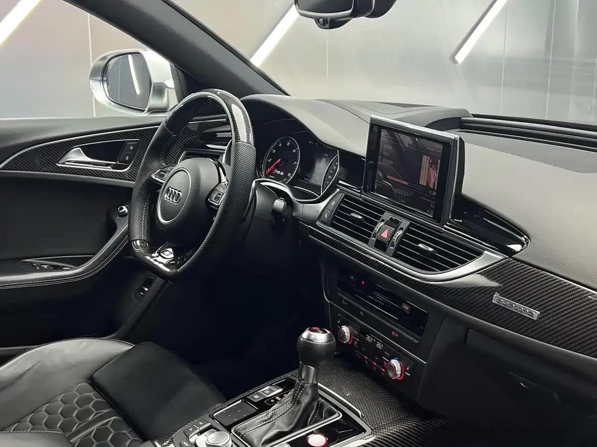 2016 Audi RS 6 4.0T Avant — миниатюра 17