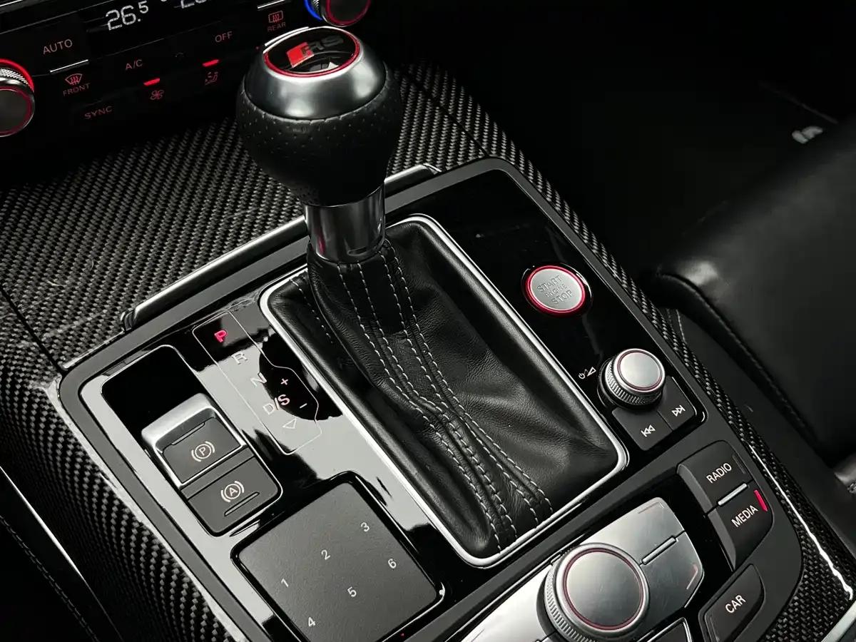 2016 Audi RS 6 4.0T Avant — миниатюра 24