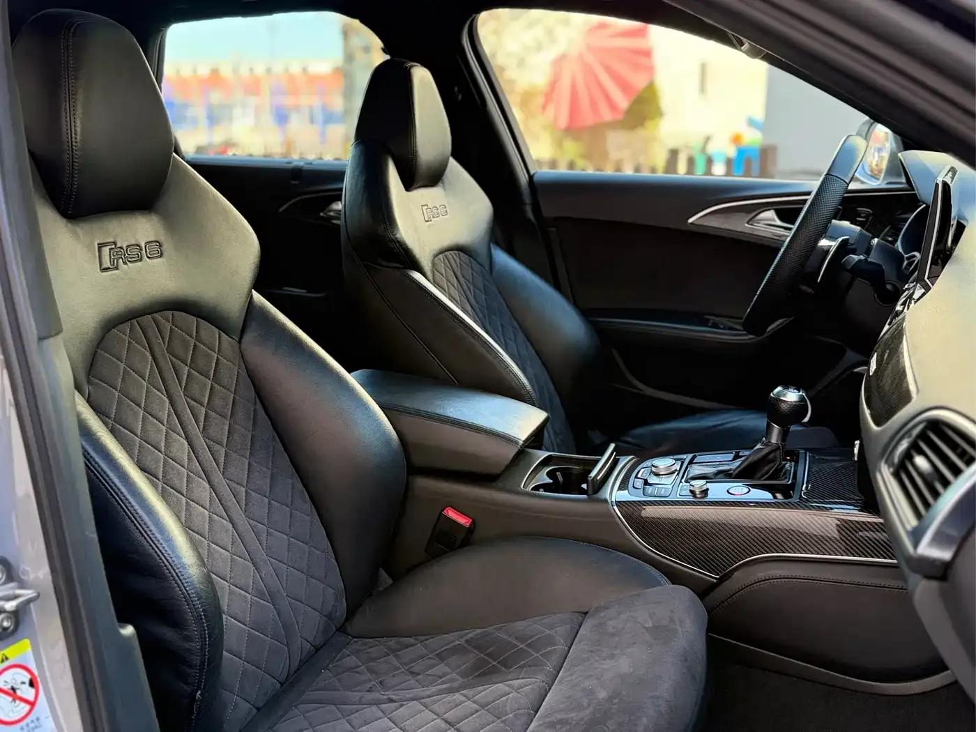 2016 Audi RS 6 4.0T Avant — миниатюра 21
