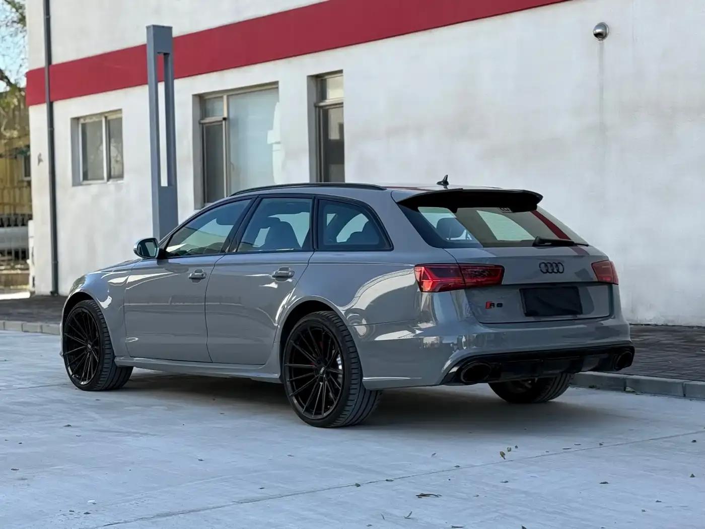 2016 Audi RS 6 4.0T Avant — миниатюра 4