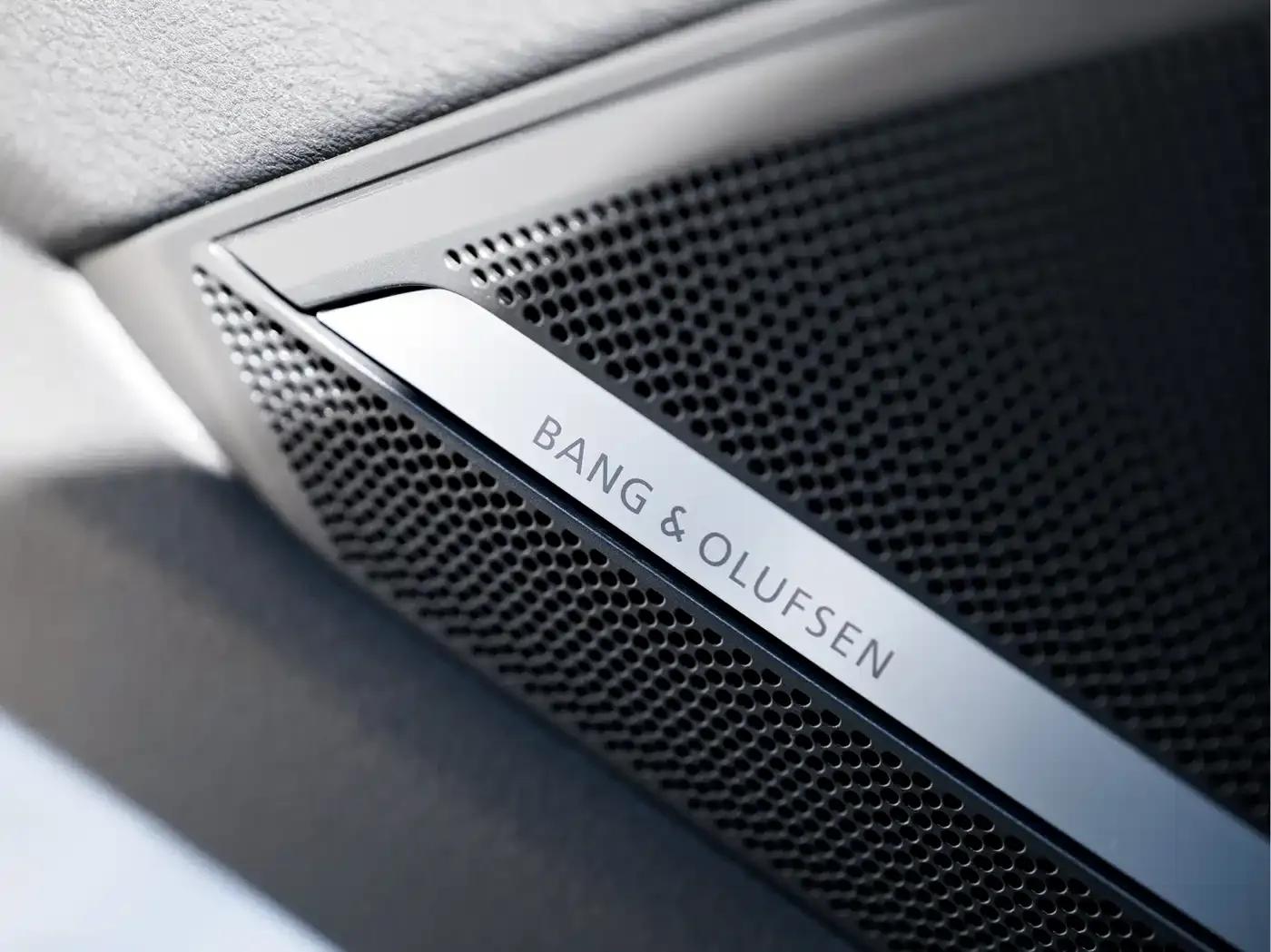2021 Audi RS 6 RS 6 4.0T Avant Premium Edition — миниатюра 13