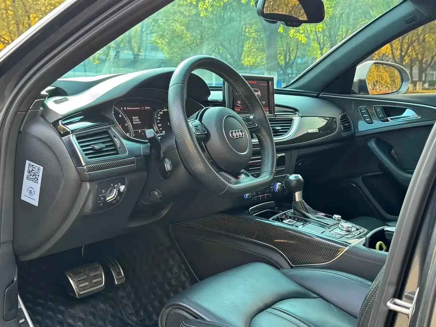 2016 Audi RS 6 4.0T Avant — миниатюра 13