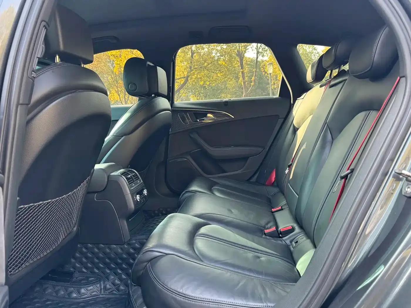 2016 Audi RS 6 4.0T Avant — миниатюра 7