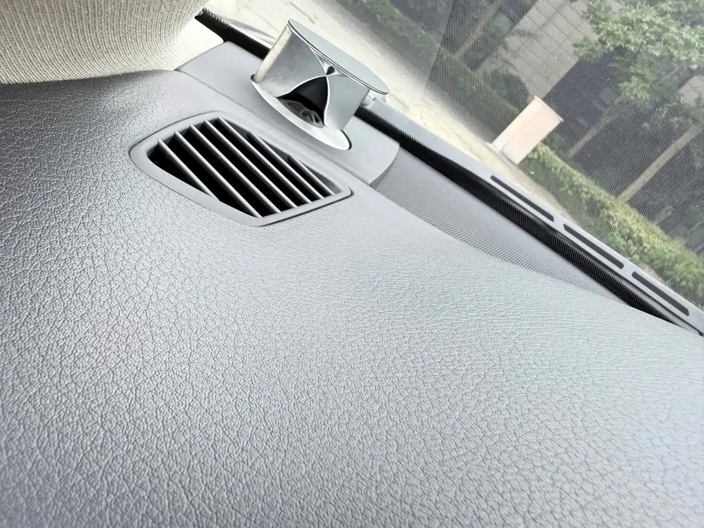2009 Audi S8 5.2 FSI quattro — миниатюра 12