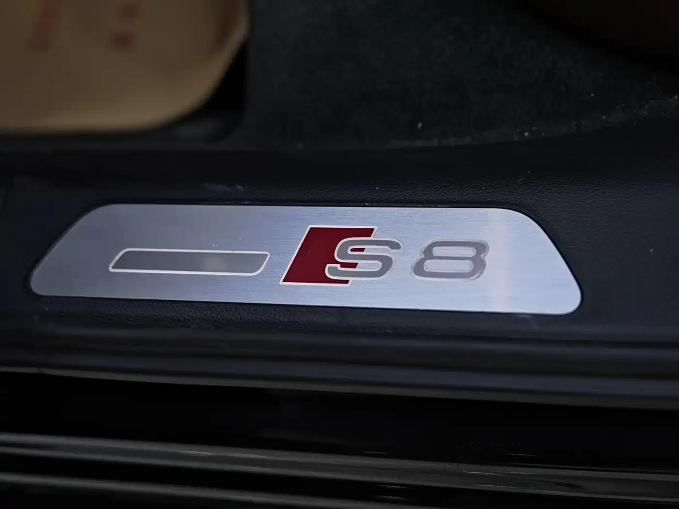 2013 Audi S8 4.0TFSI quattro — миниатюра 18