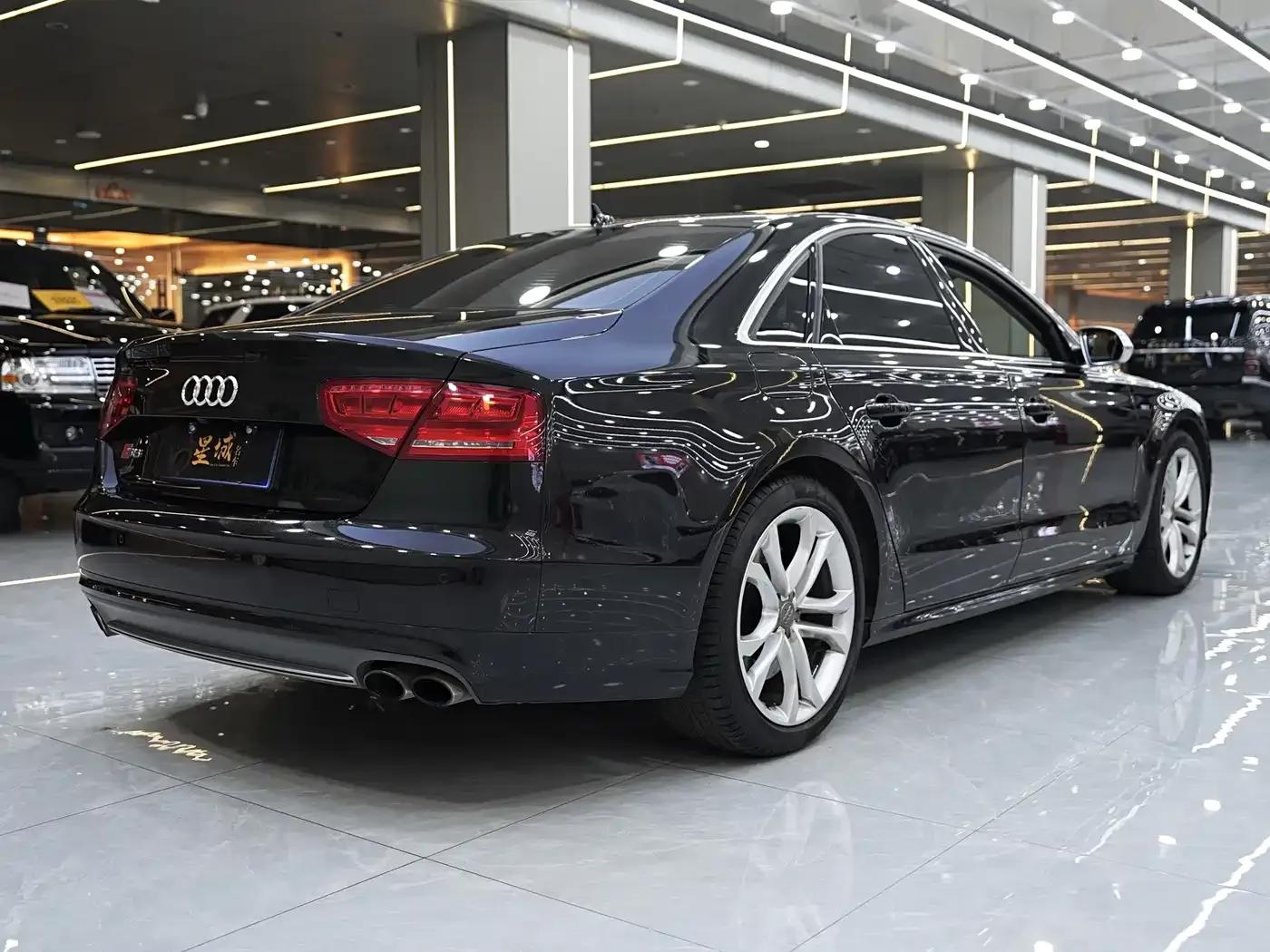 2013 Audi S8 4.0TFSI quattro — миниатюра 3
