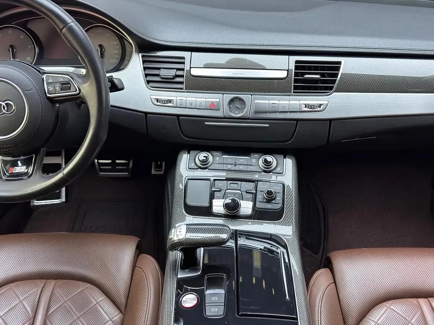 2014 Audi S8 4.0TFSI quattro — миниатюра 11