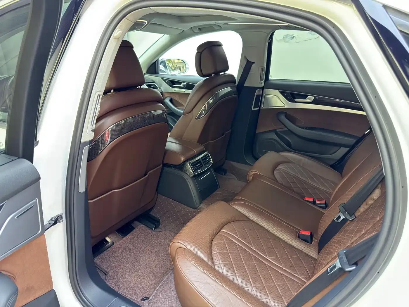 2014 Audi S8 4.0TFSI quattro — миниатюра 17