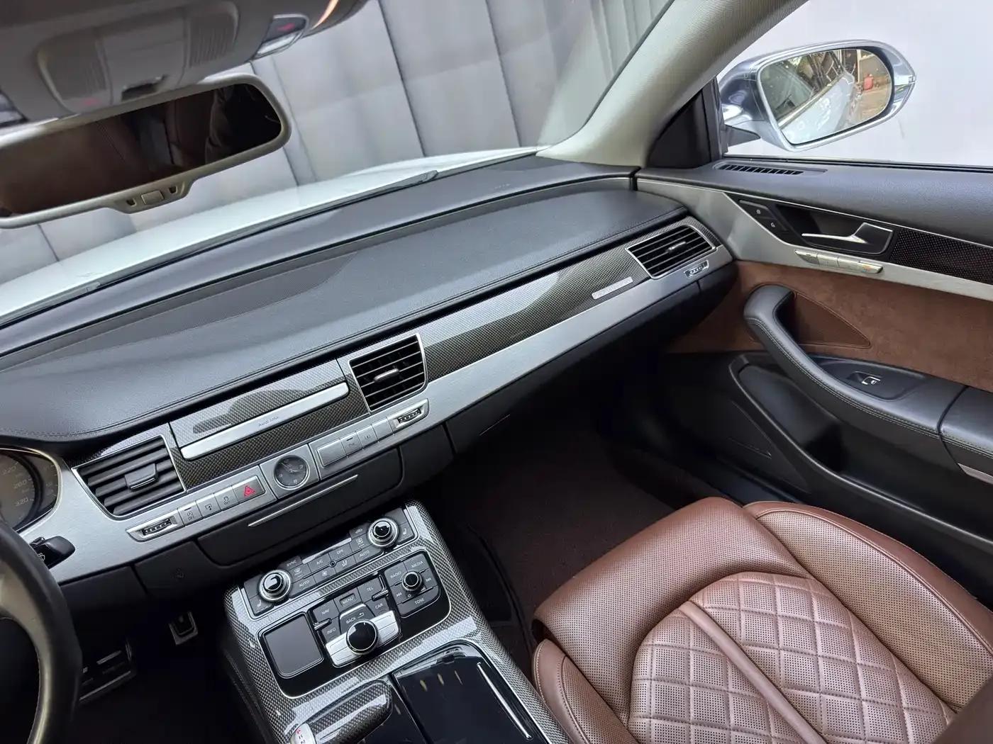 2014 Audi S8 4.0TFSI quattro — миниатюра 10