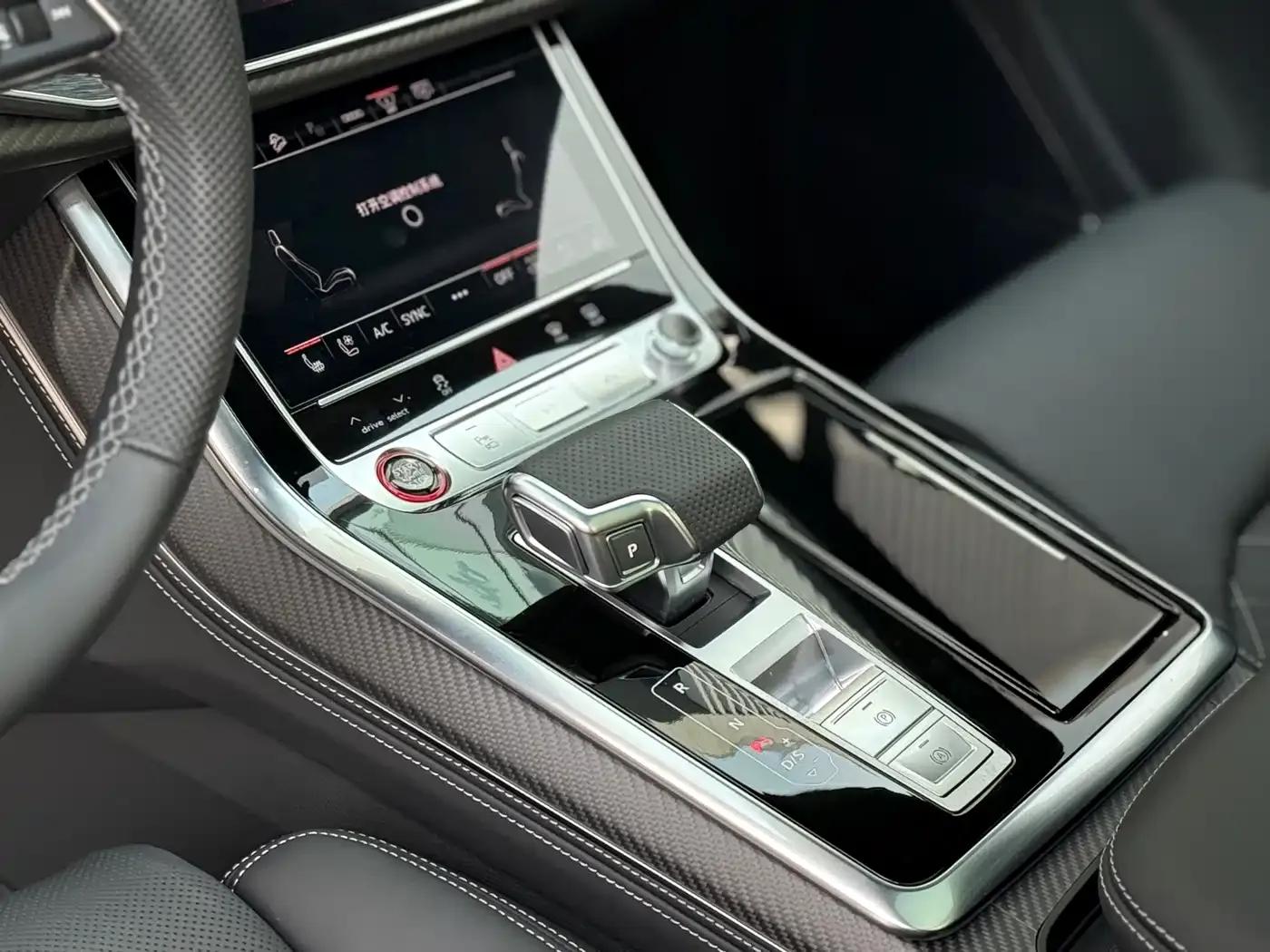 Audi SQ7 2024 4.0 TFSI — миниатюра 14