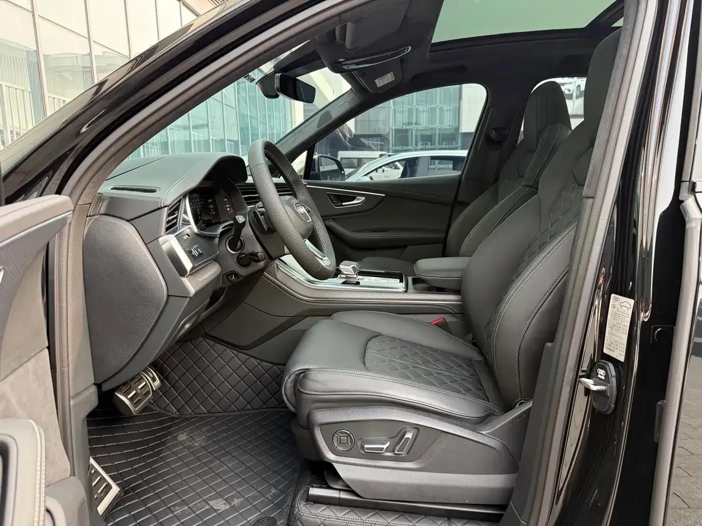 Audi SQ7 2024 4.0 TFSI — миниатюра 23