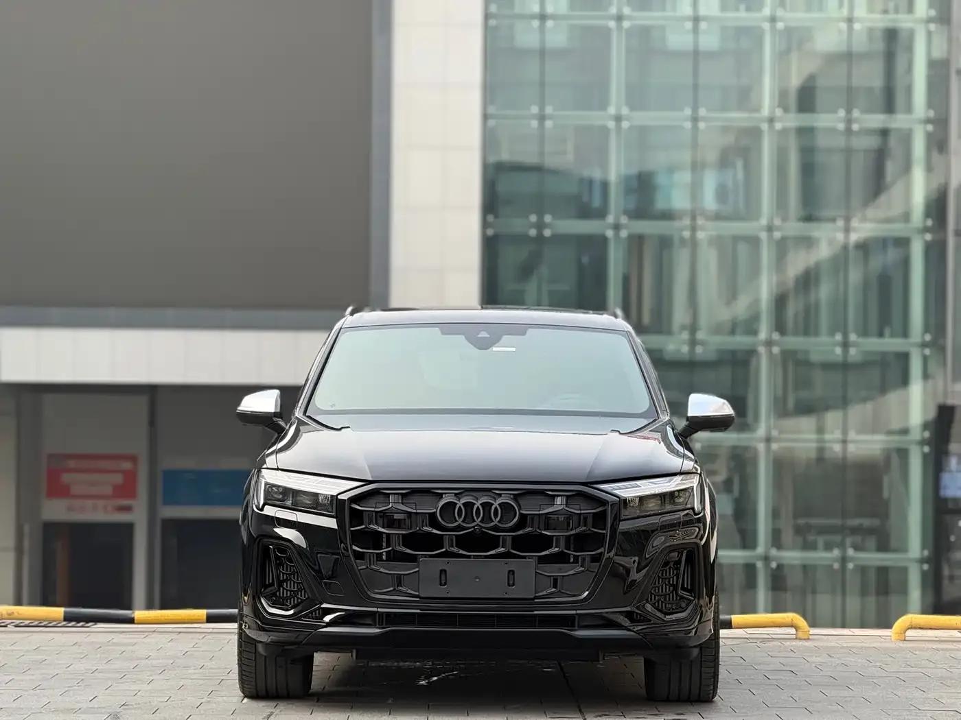 Audi SQ7 2024 4.0 TFSI — миниатюра 5