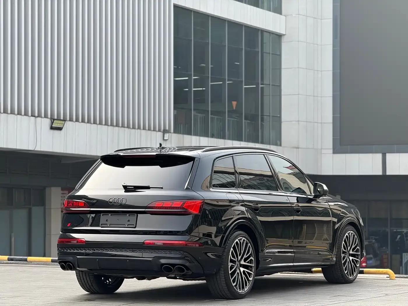 Audi SQ7 2024 4.0 TFSI — миниатюра 9