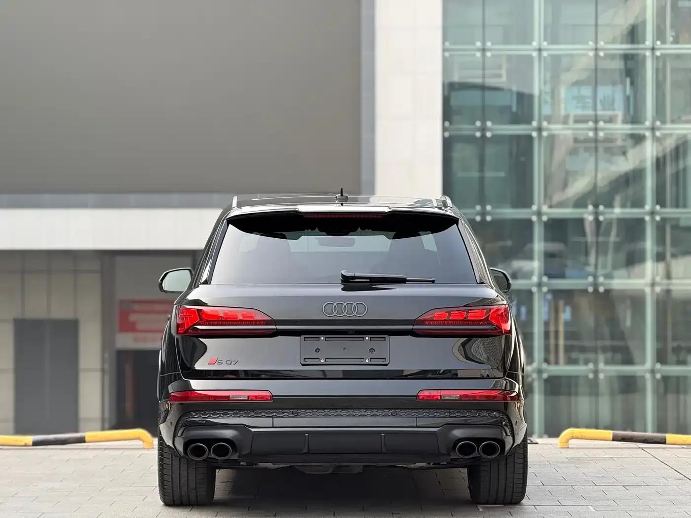 Audi SQ7 2024 4.0 TFSI — миниатюра 10