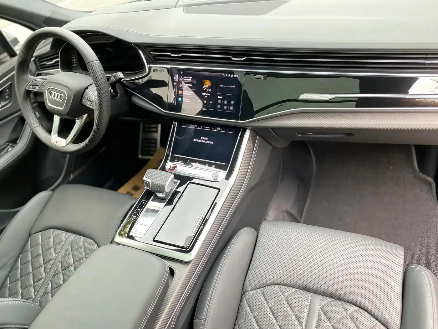 Audi SQ7 2024 4.0 TFSI — миниатюра 14