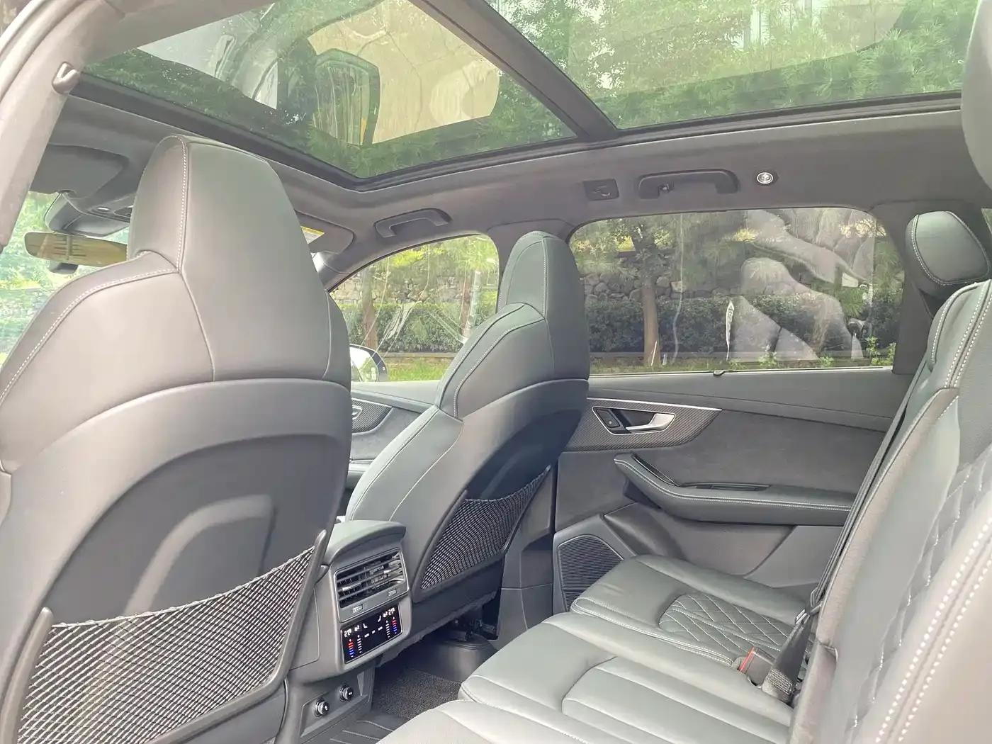 Audi SQ7 2024 4.0 TFSI — миниатюра 19