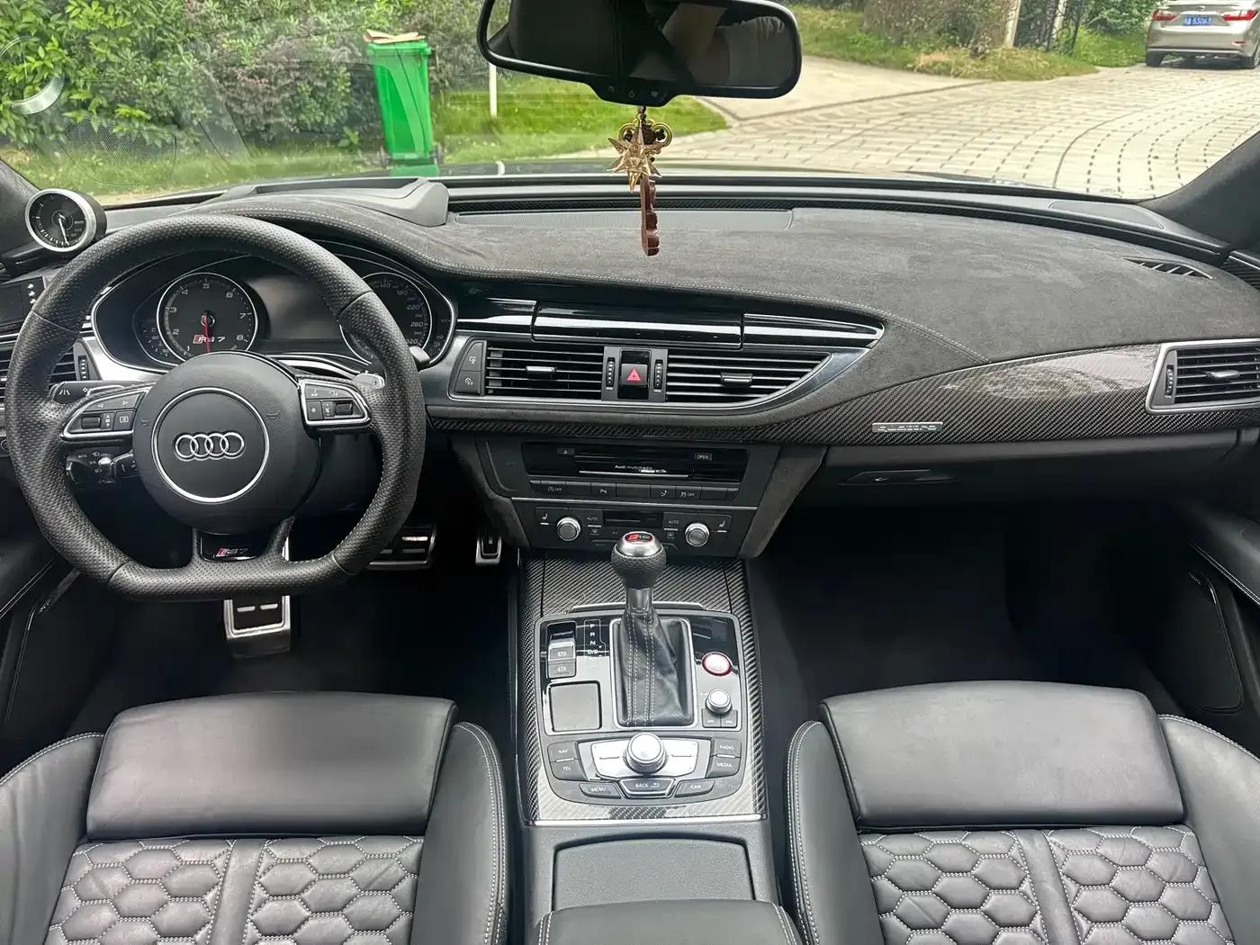 2014 Audi RS 7 RS 7 4.0T Sportback — миниатюра 14