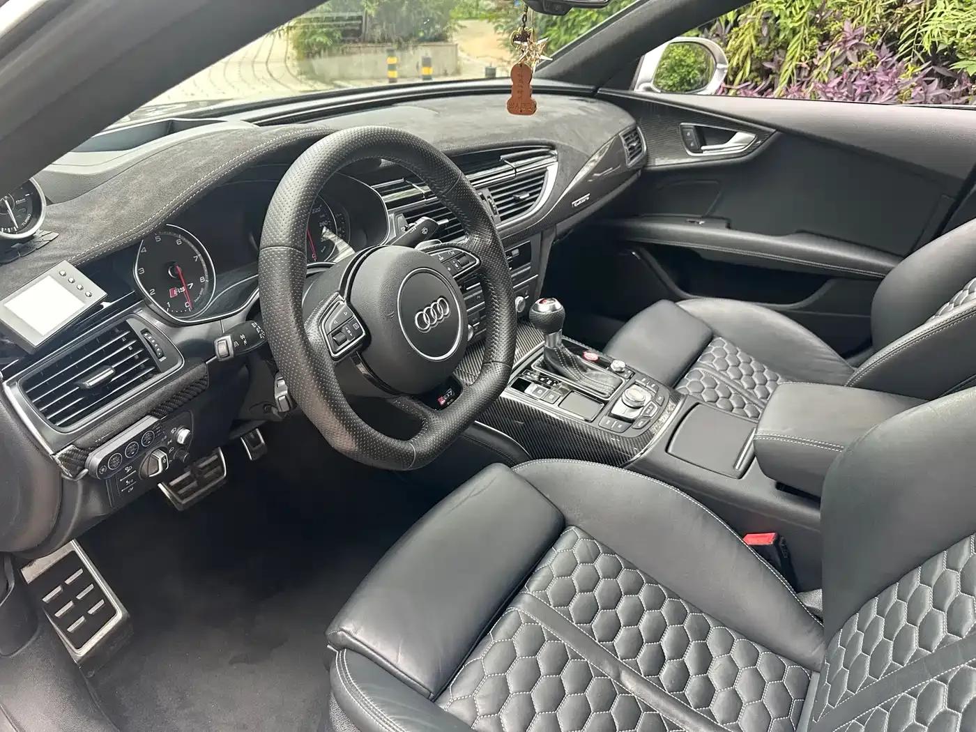 2014 Audi RS 7 RS 7 4.0T Sportback — миниатюра 9