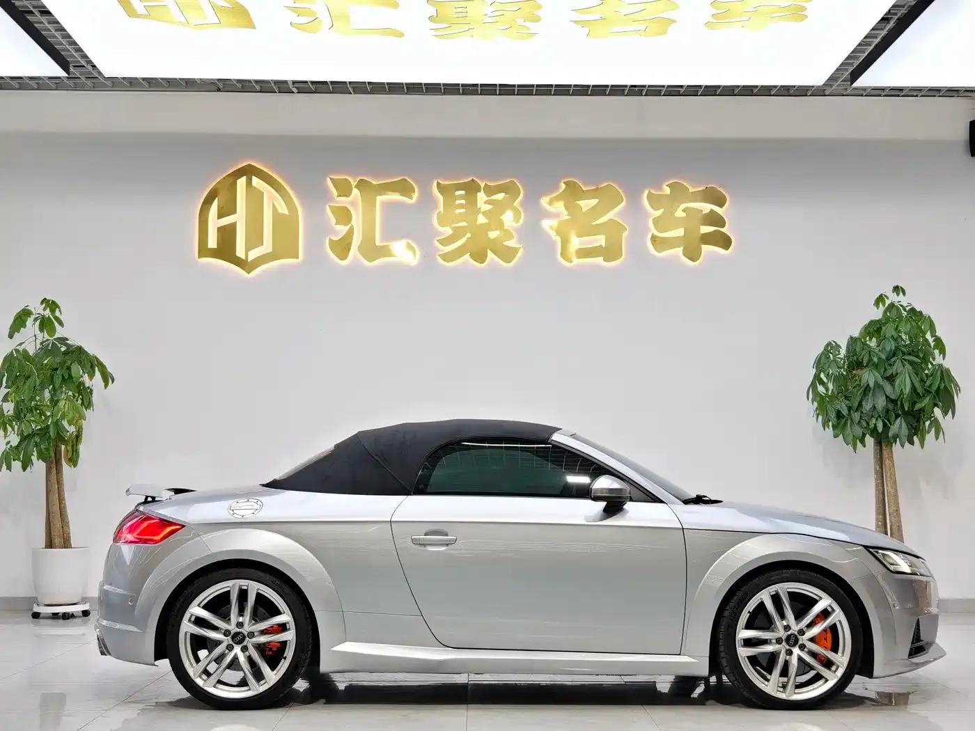2016 Audi TTS Roadster 2.0TFSI quattro — миниатюра 13