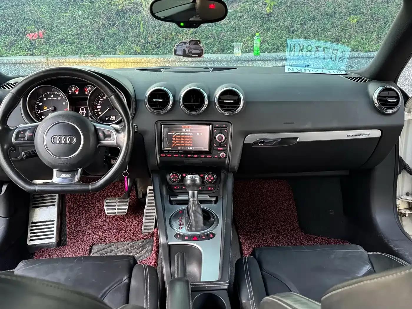 Audi TTS 2008 TTS Coupe 2.0TFSI quattro — миниатюра 18