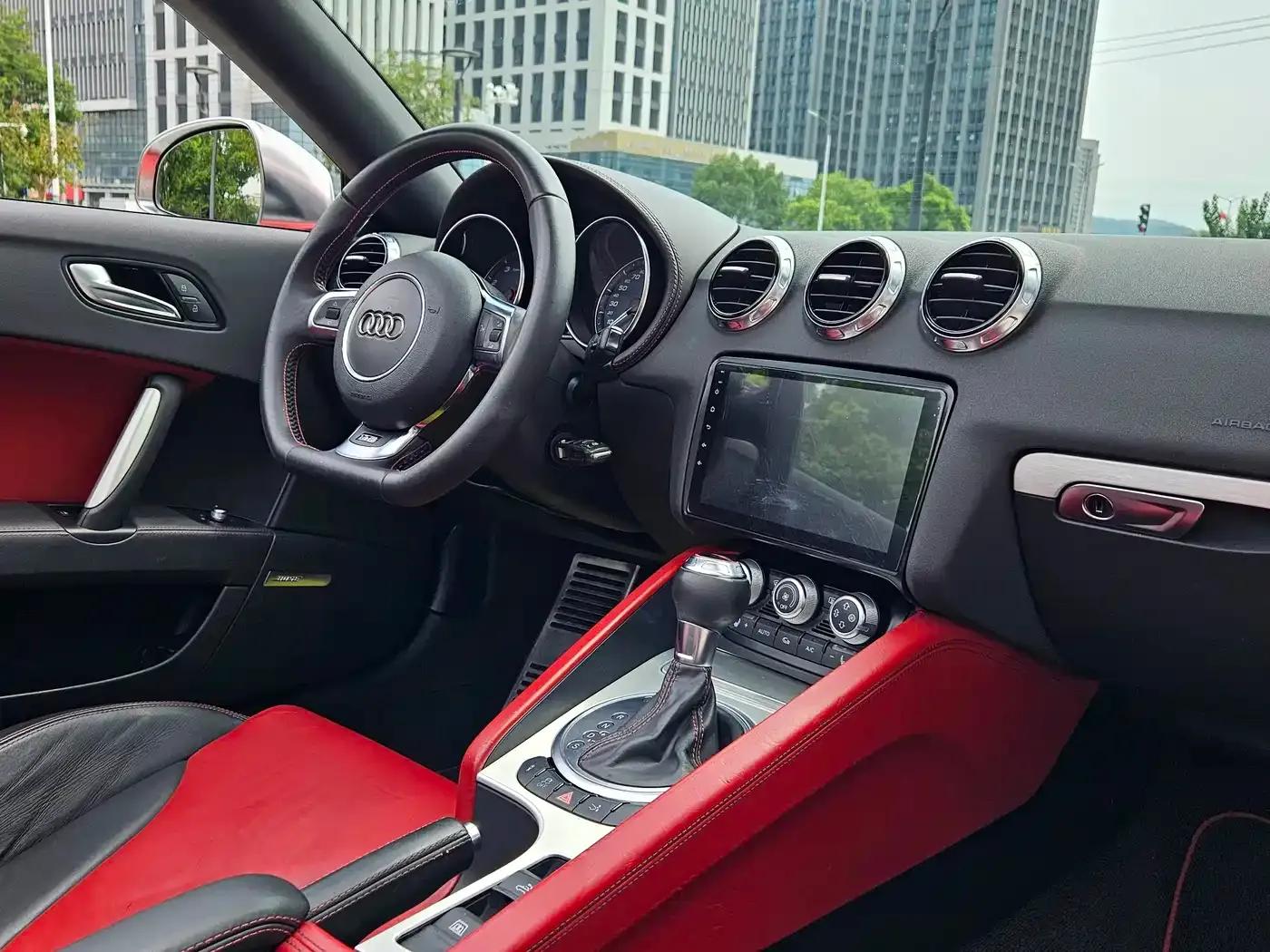 2013 Audi TTS Roadster 2.0TFSI quattro — миниатюра 17