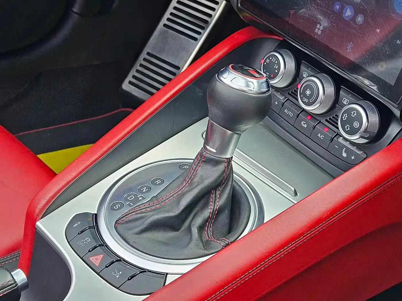2013 Audi TTS Roadster 2.0TFSI quattro — миниатюра 19