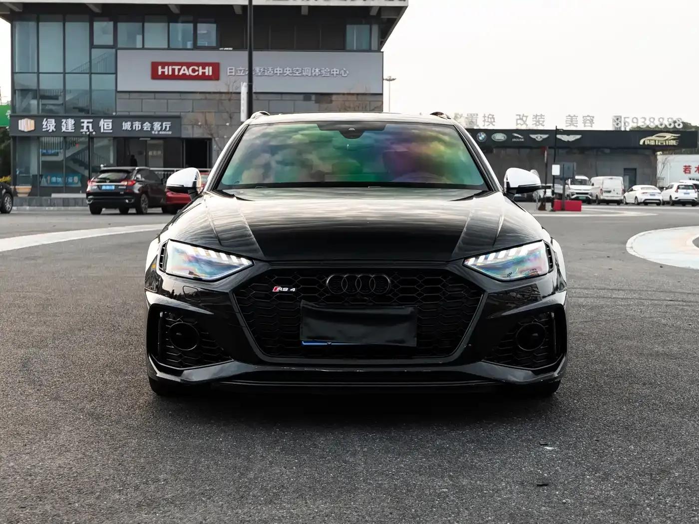 2023 Audi RS4 Avant (Standard Version) — миниатюра 2