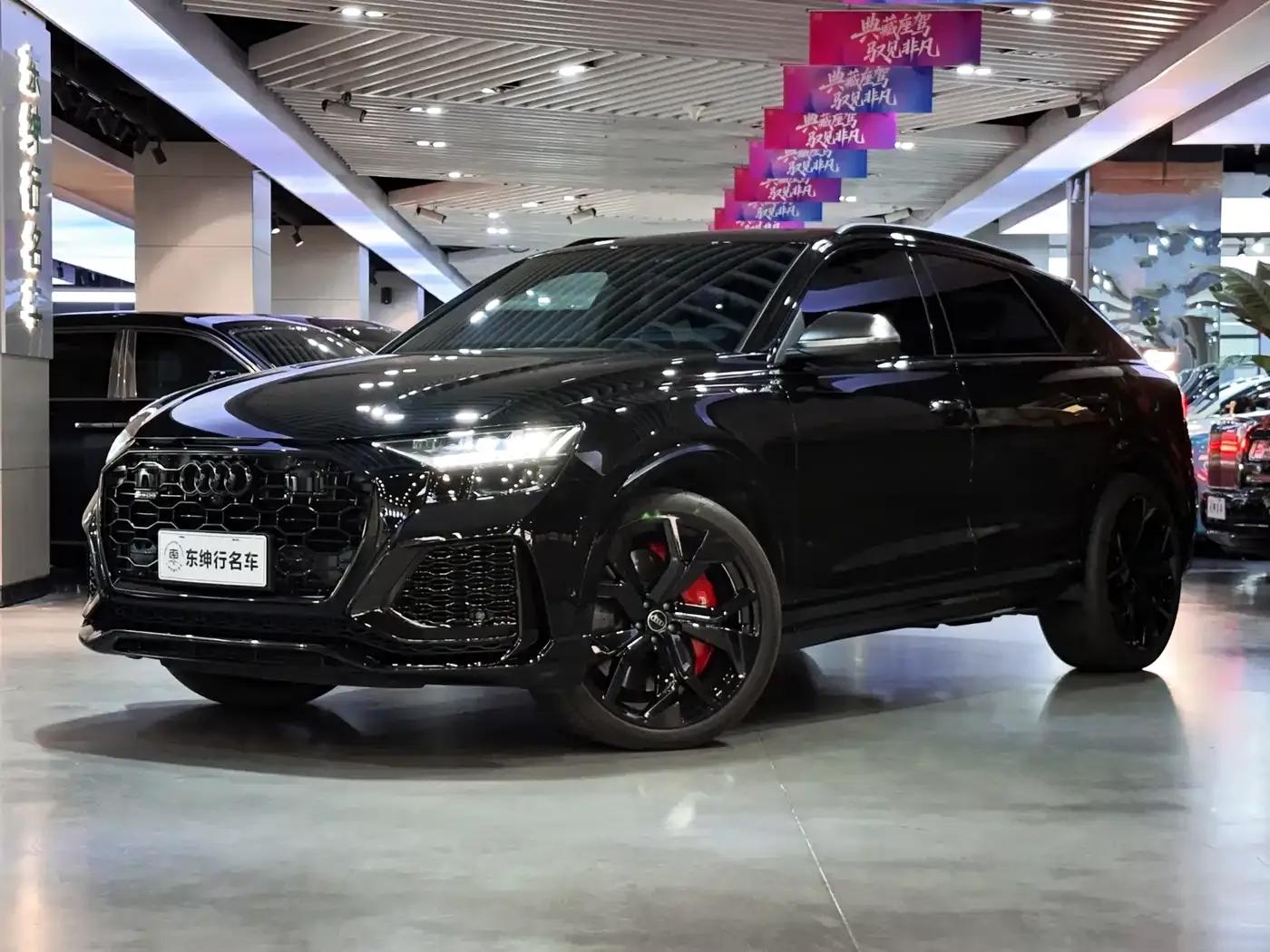 2022 Audi RS Q8 4.0T — миниатюра 1
