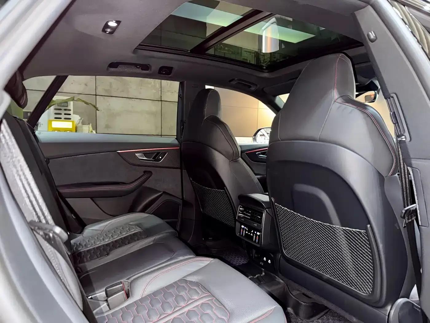 2022 Audi RS Q8 4.0T — миниатюра 19