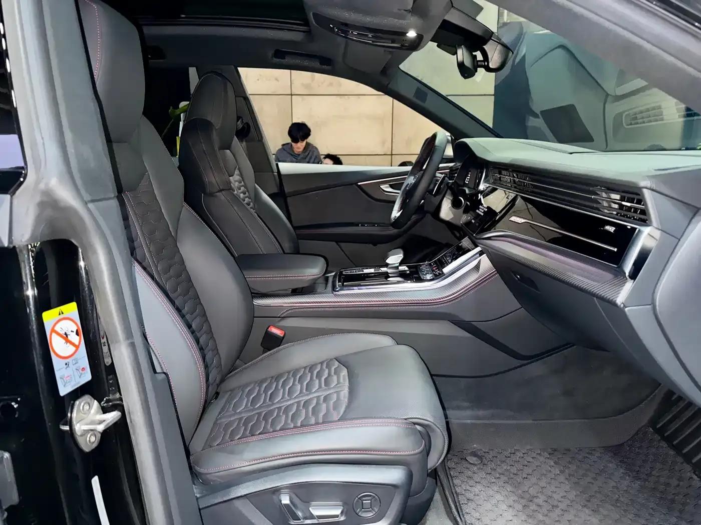2022 Audi RS Q8 4.0T — миниатюра 21