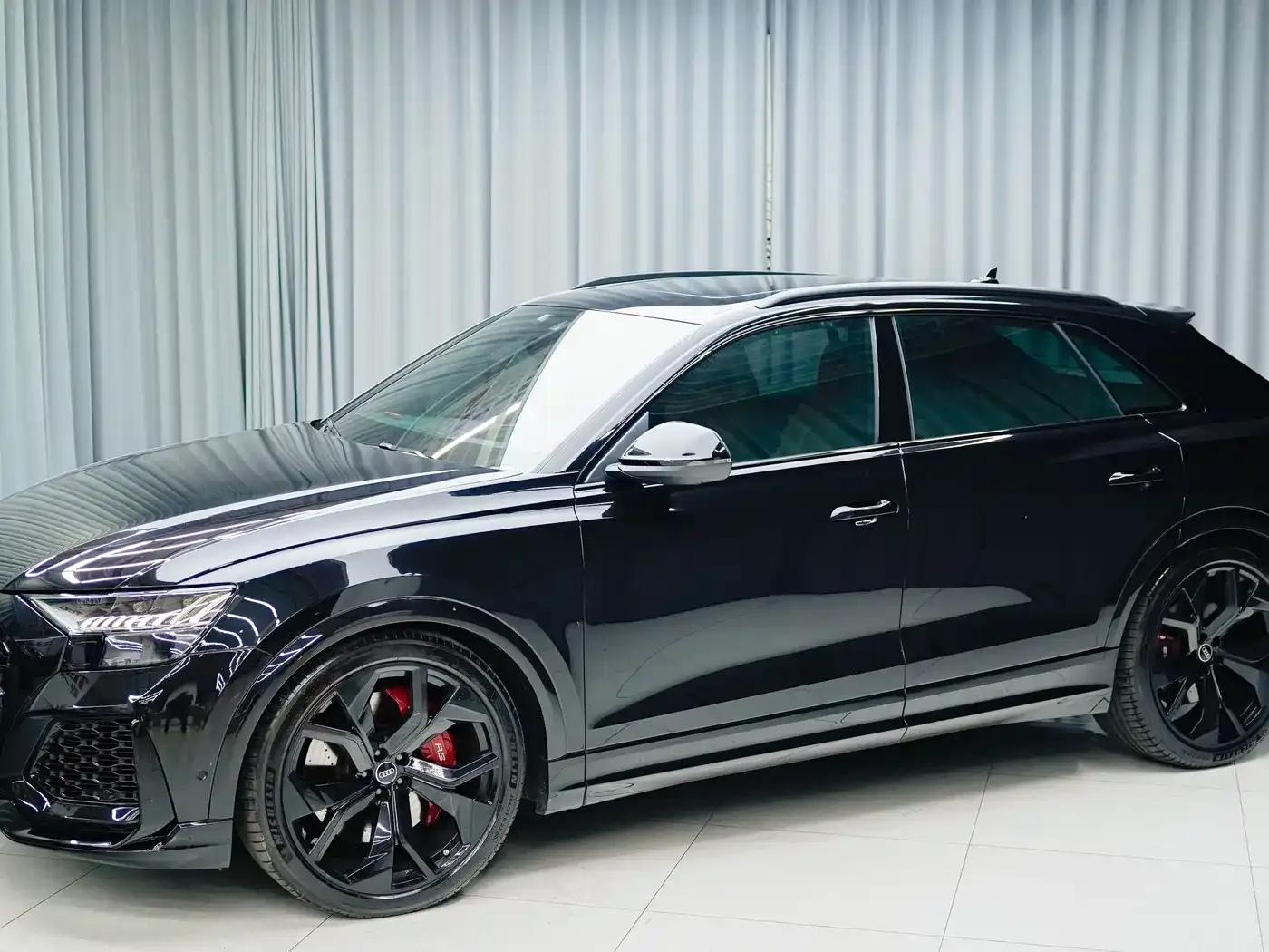 2021 Audi RS Q8 4.0T — миниатюра 1