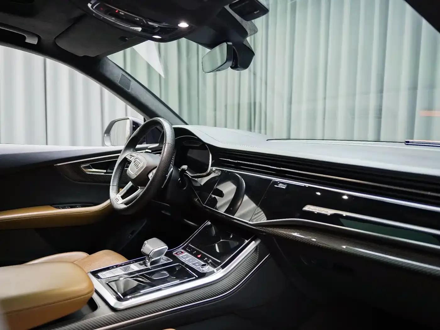 2021 Audi RS Q8 4.0T — миниатюра 8