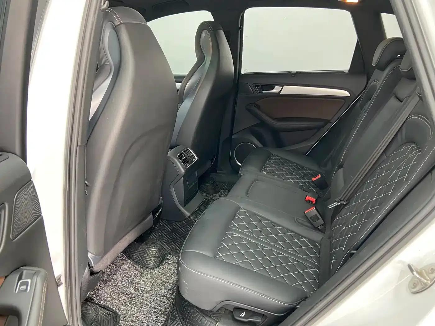 2014 Audi SQ5 3.0 TFSI quattro — миниатюра 14
