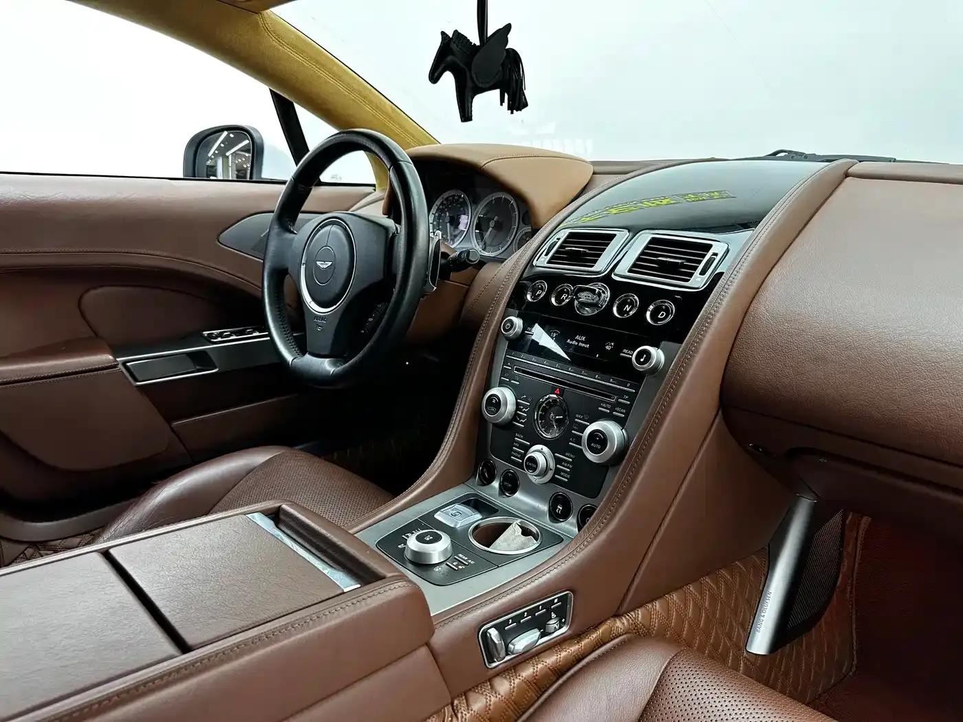2010 Rapide 6.0L — миниатюра 12