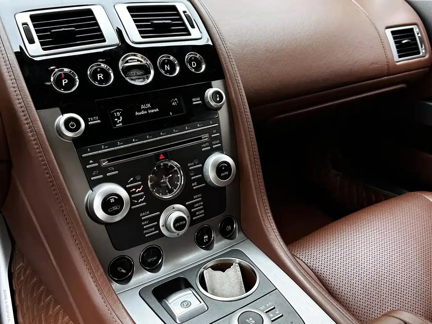 2010 Rapide 6.0L — миниатюра 16