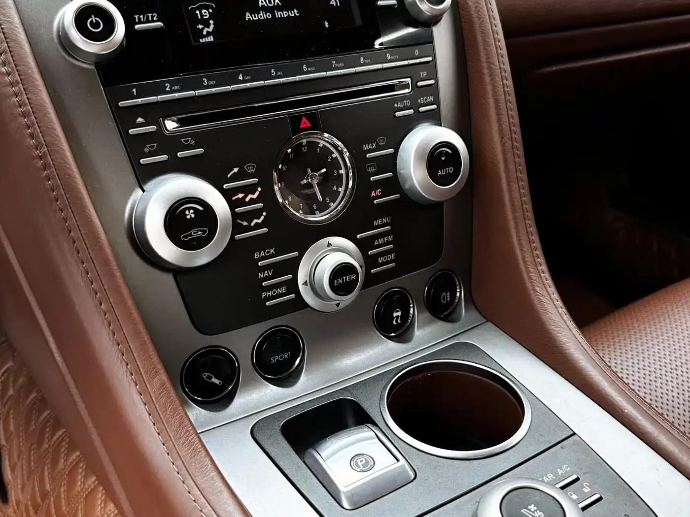2010 Rapide 6.0L — миниатюра 18