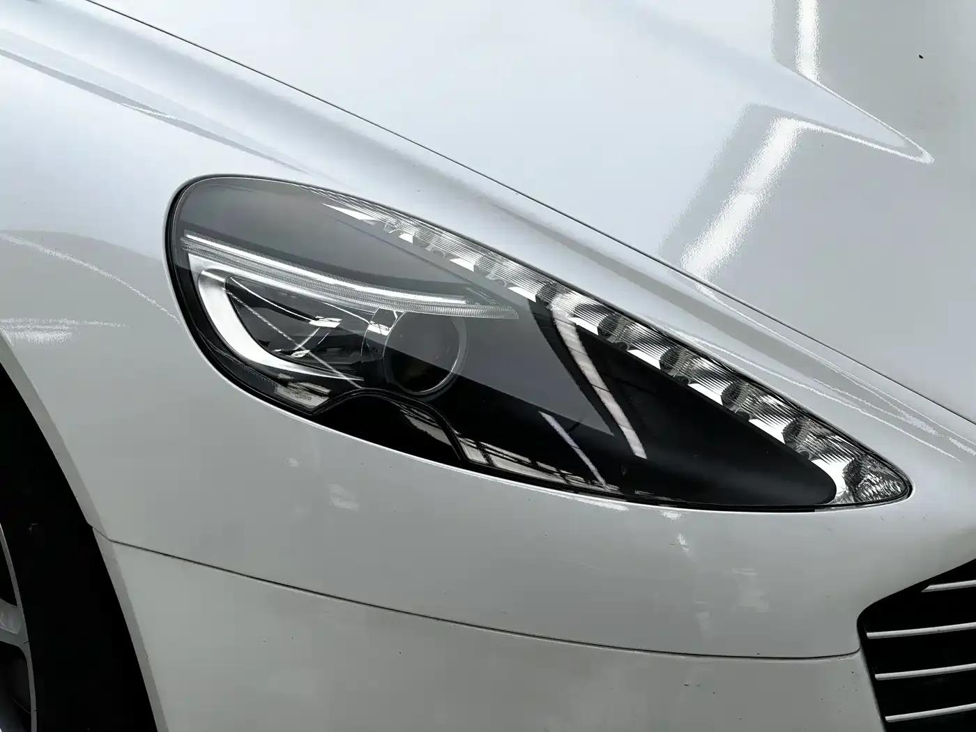 2010 Rapide 6.0L — миниатюра 9