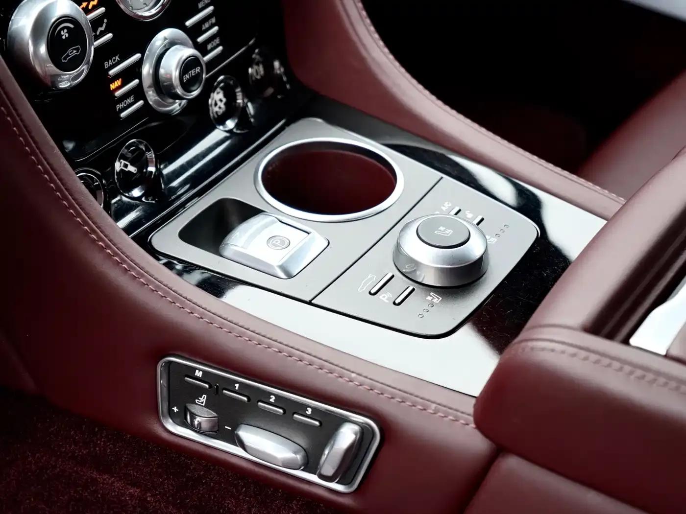 2013 Rapide 6.0L S — миниатюра 13