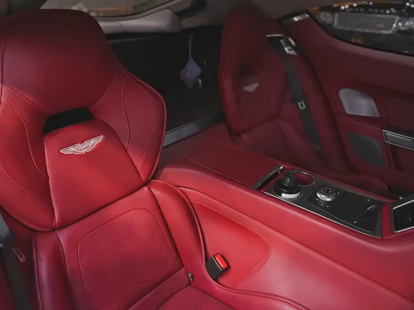 2017 Rapide 6.0L S — миниатюра 12