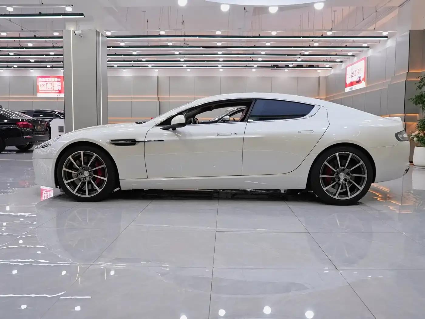 2017 Rapide 6.0L S — миниатюра 4