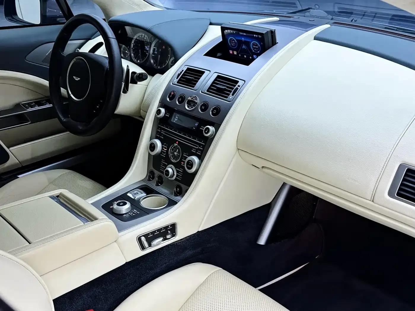 2010 Rapide 6.0L — миниатюра 17