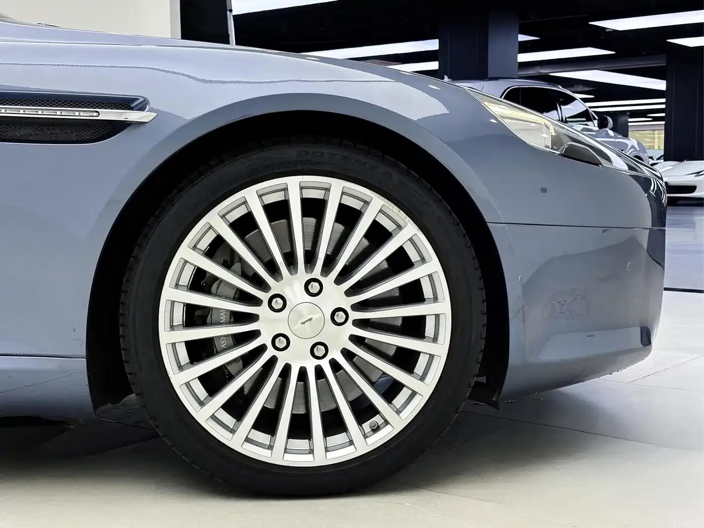 2010 Rapide 6.0L — миниатюра 8