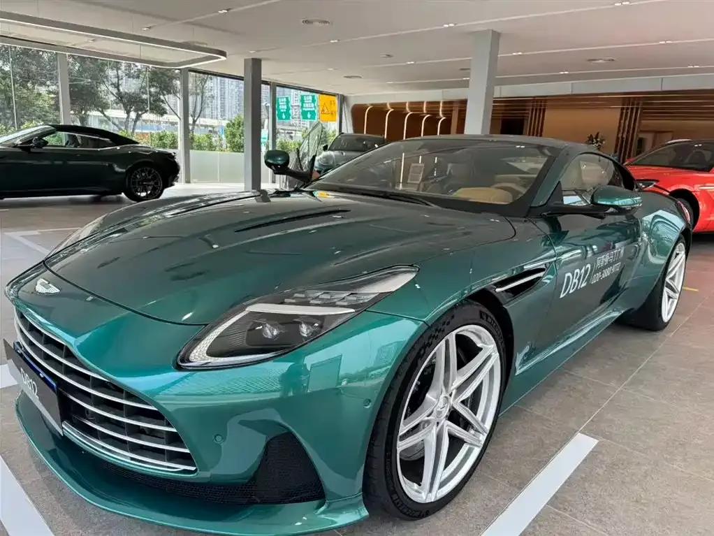 Aston Martin DB12 2023 4.0T V8 Coupe — миниатюра 1
