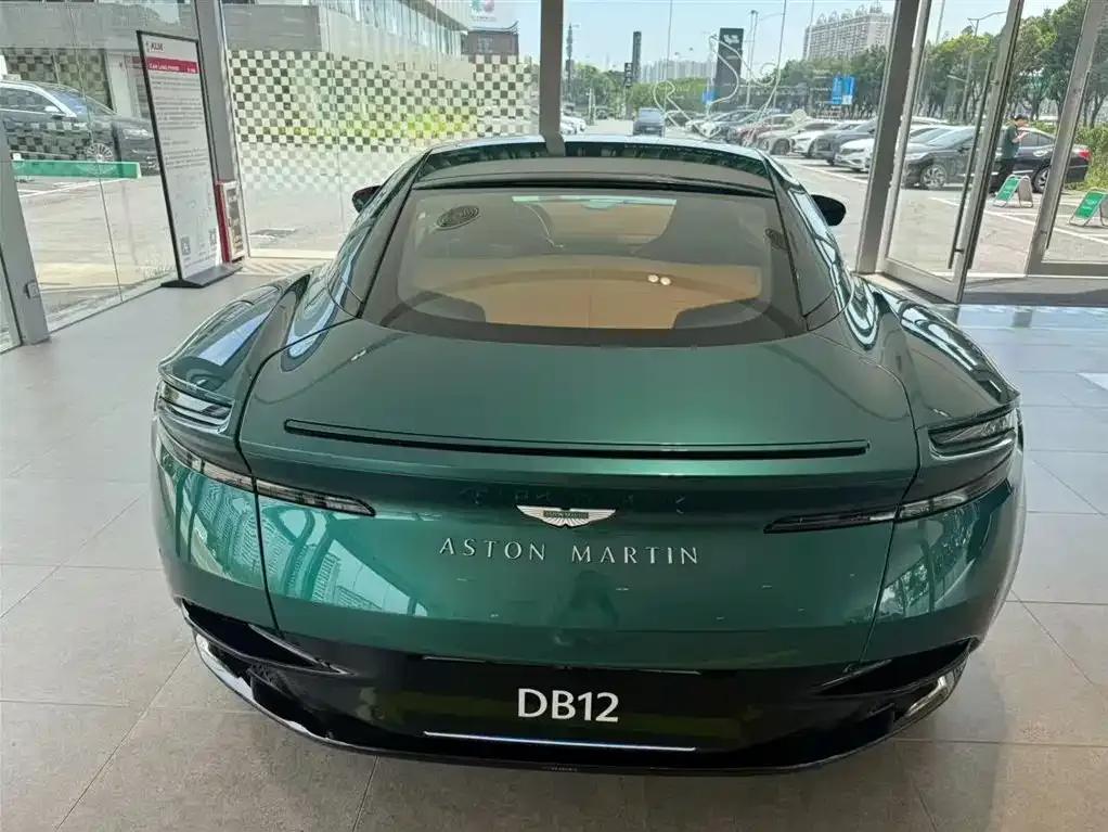Aston Martin DB12 2023 4.0T V8 Coupe — миниатюра 4
