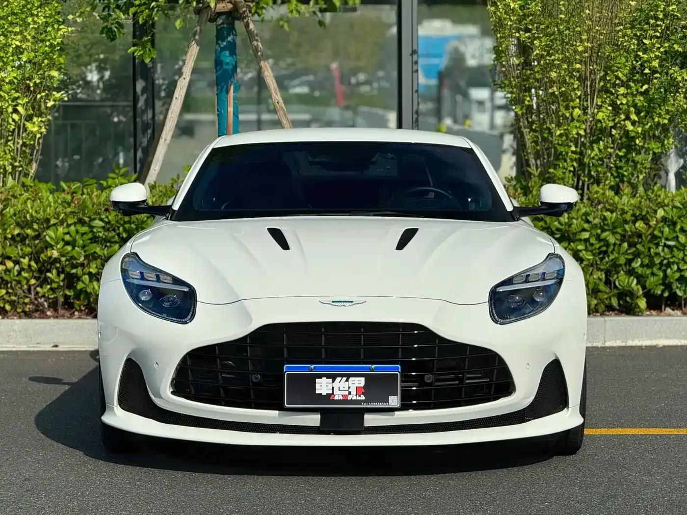 Aston Martin DB12 2023 4.0T V8 Coupe — миниатюра 3