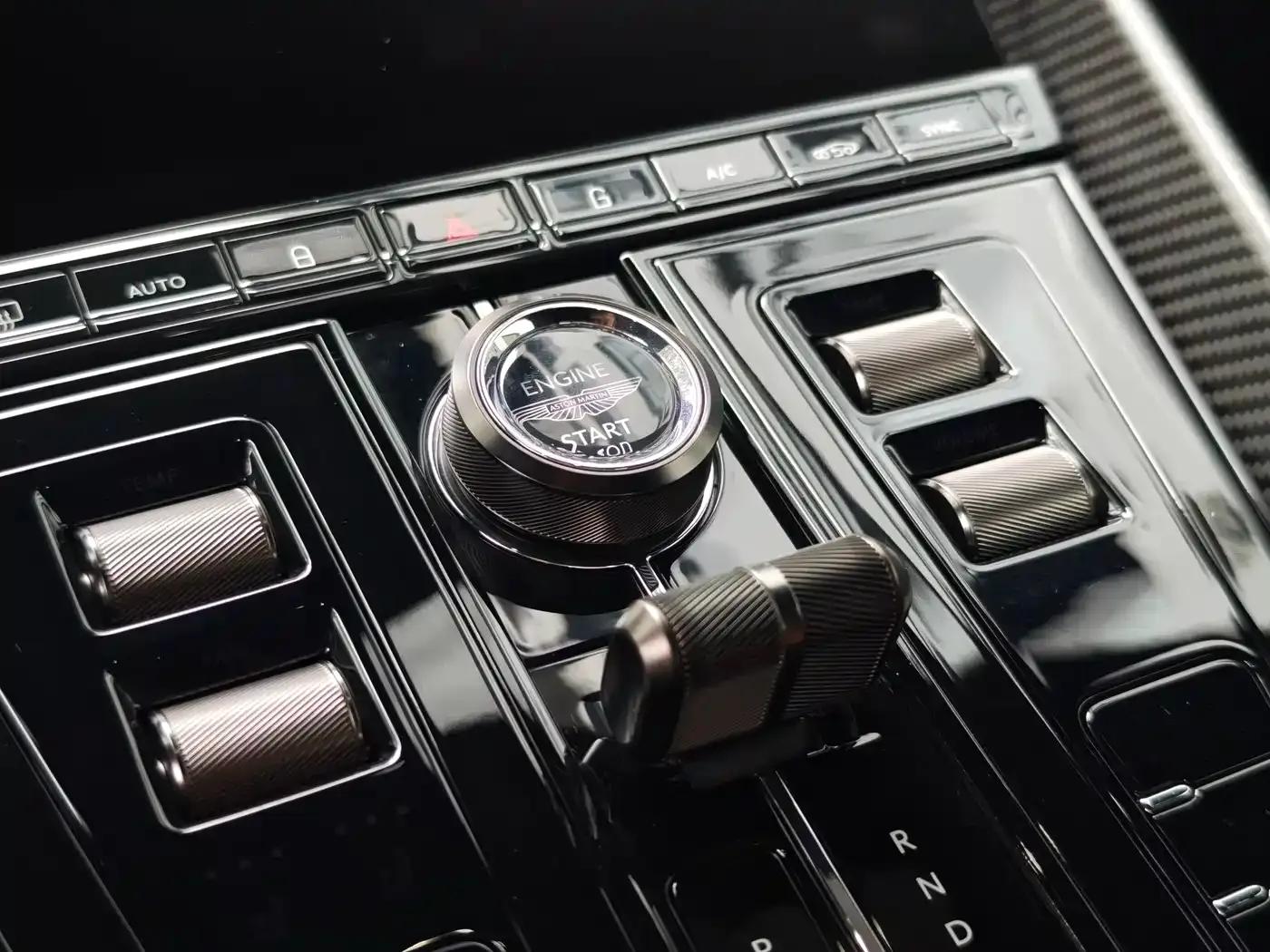 Aston Martin DB12 2023 4.0T V8 Coupe — миниатюра 14