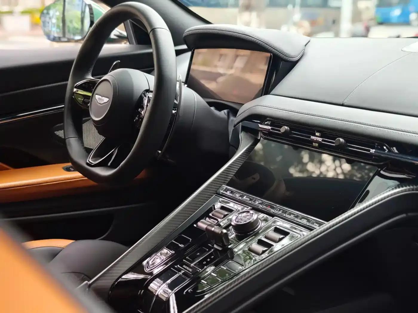 Aston Martin DB12 2023 4.0T V8 Coupe — миниатюра 16